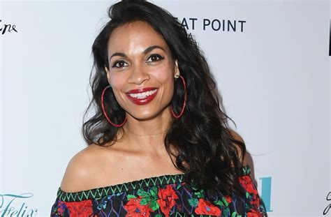 rosario dawson tits|Rosario Dawson Shares Completely Nude NSFW Photo, Video。